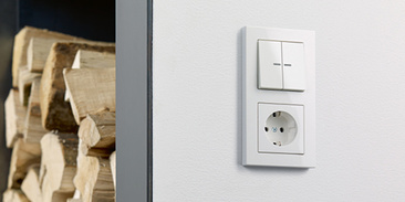 JUNG KNX Taster F 10 bei Olaf Lachmann GmbH in Luckau